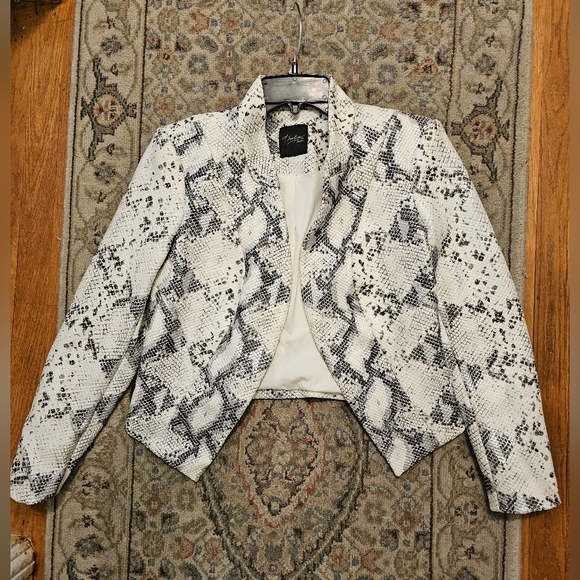 Thalia Sodi Snake Print Blazer - Picture 10 of 13